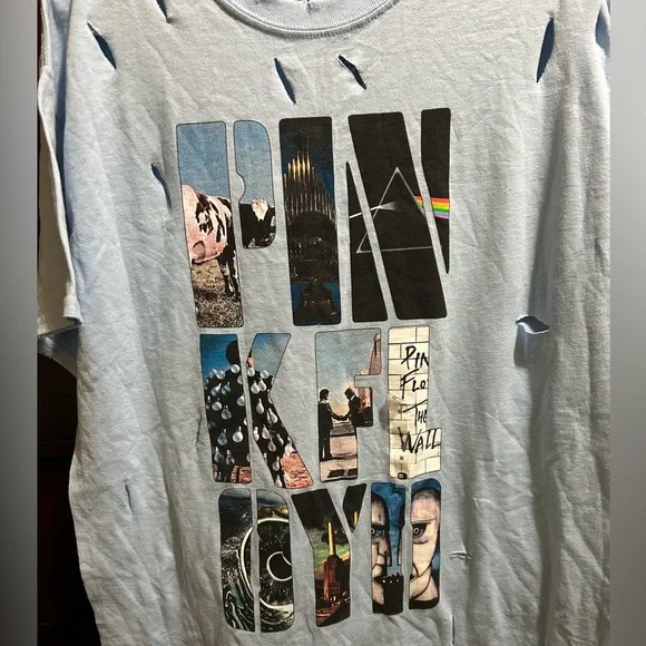 NWT Women’s Pink Floyd Distressed Tee Shirt. Size Medium. - Picture 2 of 5